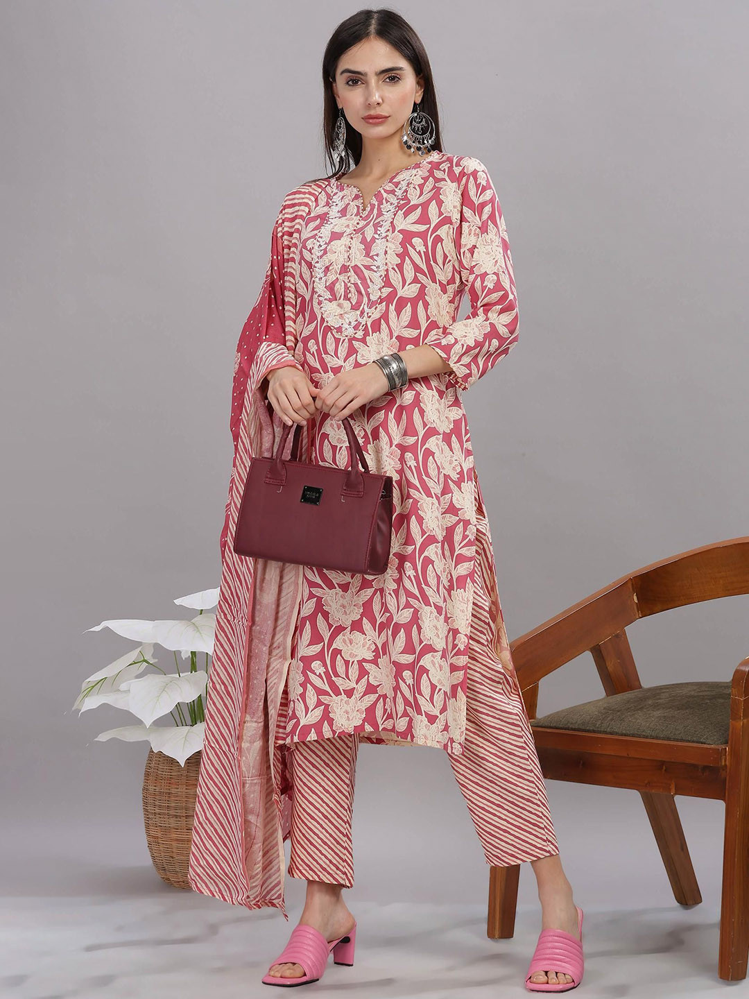 BulBul Floral Printed Notch Neck Straight Kurta With Trousers & Dupatta
