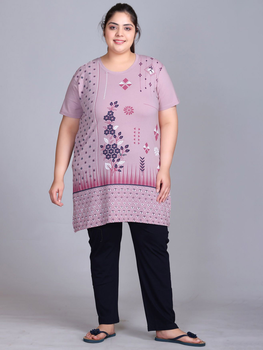 IN Love Women Plus Size Round Neck T-shirt Night suit
