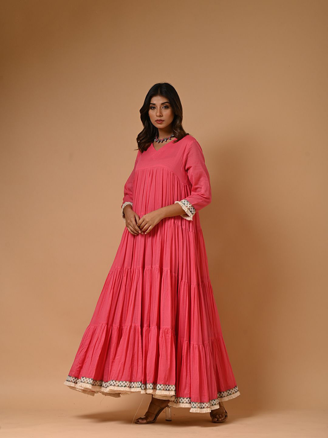 ARAVALII Women Solid Gathered Or Pleated Fit And Flare Maxi Dress