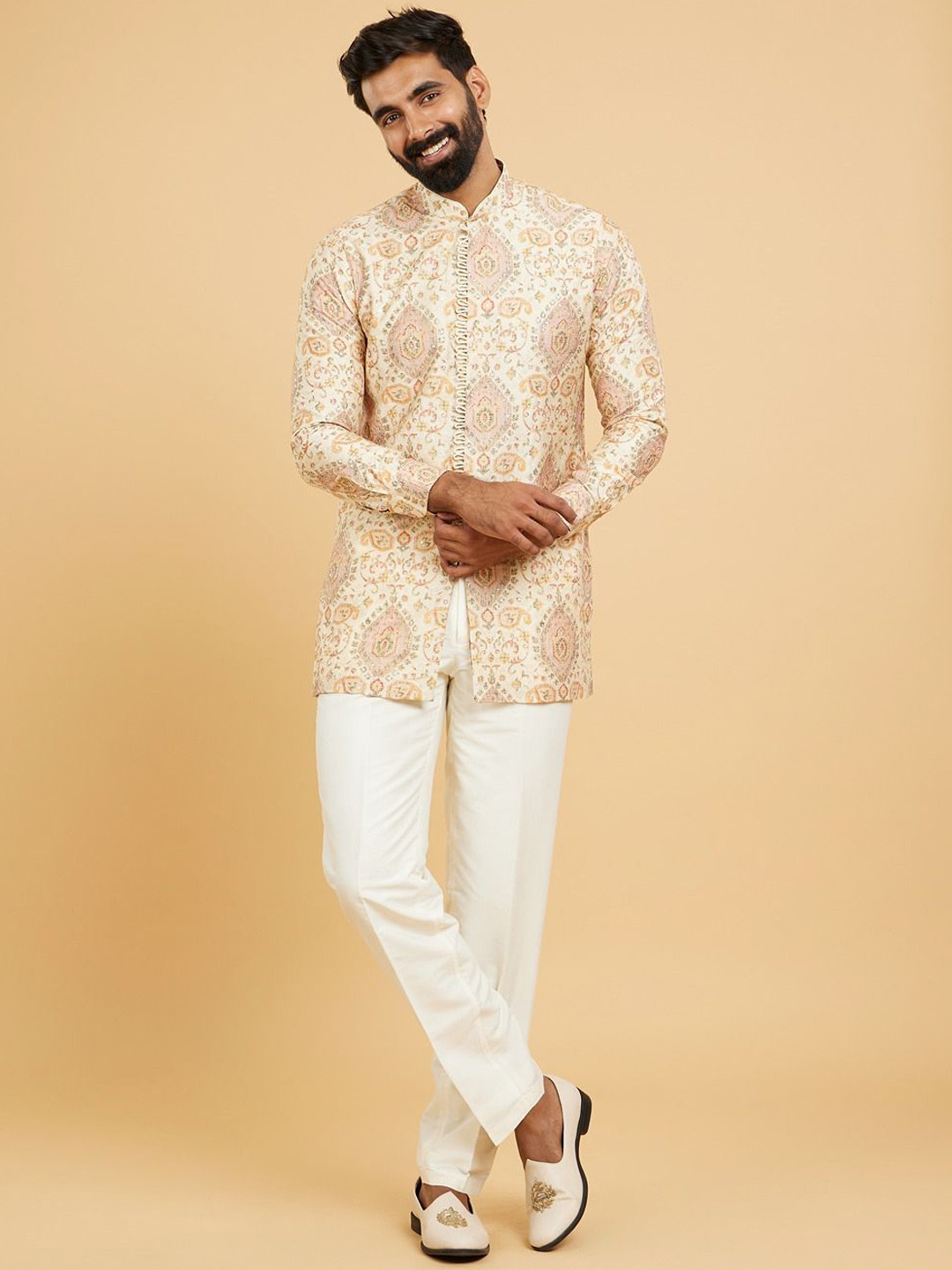 Twamev Men Embroidered Regular Beads and Stones Kurta with Pyjamas