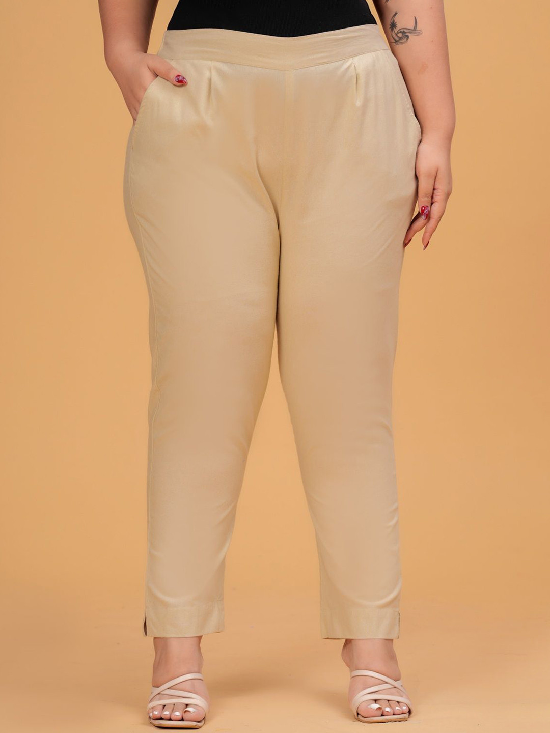 DIGITAL SHOPEE Women Mid Rise Regular Fit Trousers