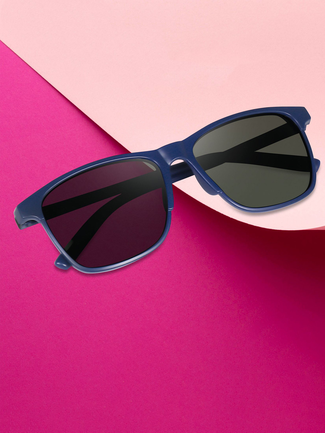 Peter Jones Eyewear Unisex Polarised & UV Protected Square Sunglasses PO620DBL