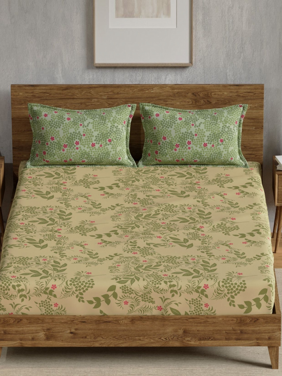 Huesland Ahmedabad Green Floral Printed 144 TC Fitted Queen Bedsheet Set 1.98 m x 1.52 m