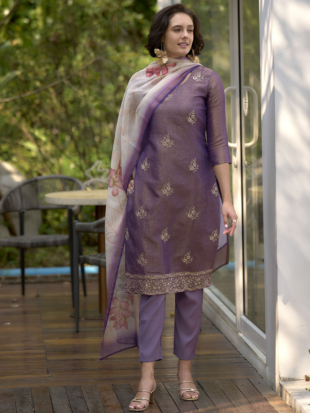 SHREE LAXMINARAYAN EXPORT Printed Tissue Round Neck Straight Kurta With Trousers & Dupatta