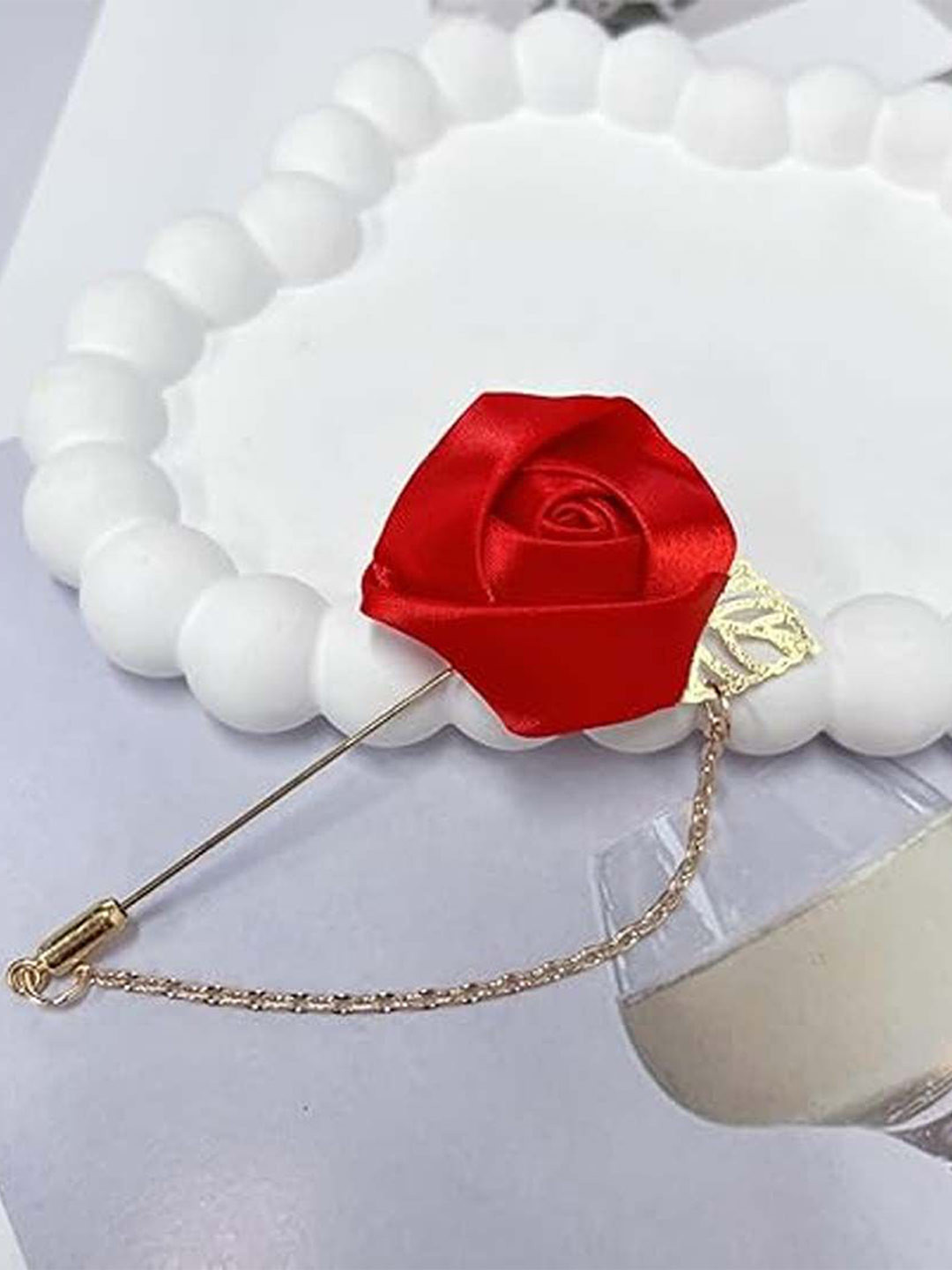 Curren Men's Flower Brooch