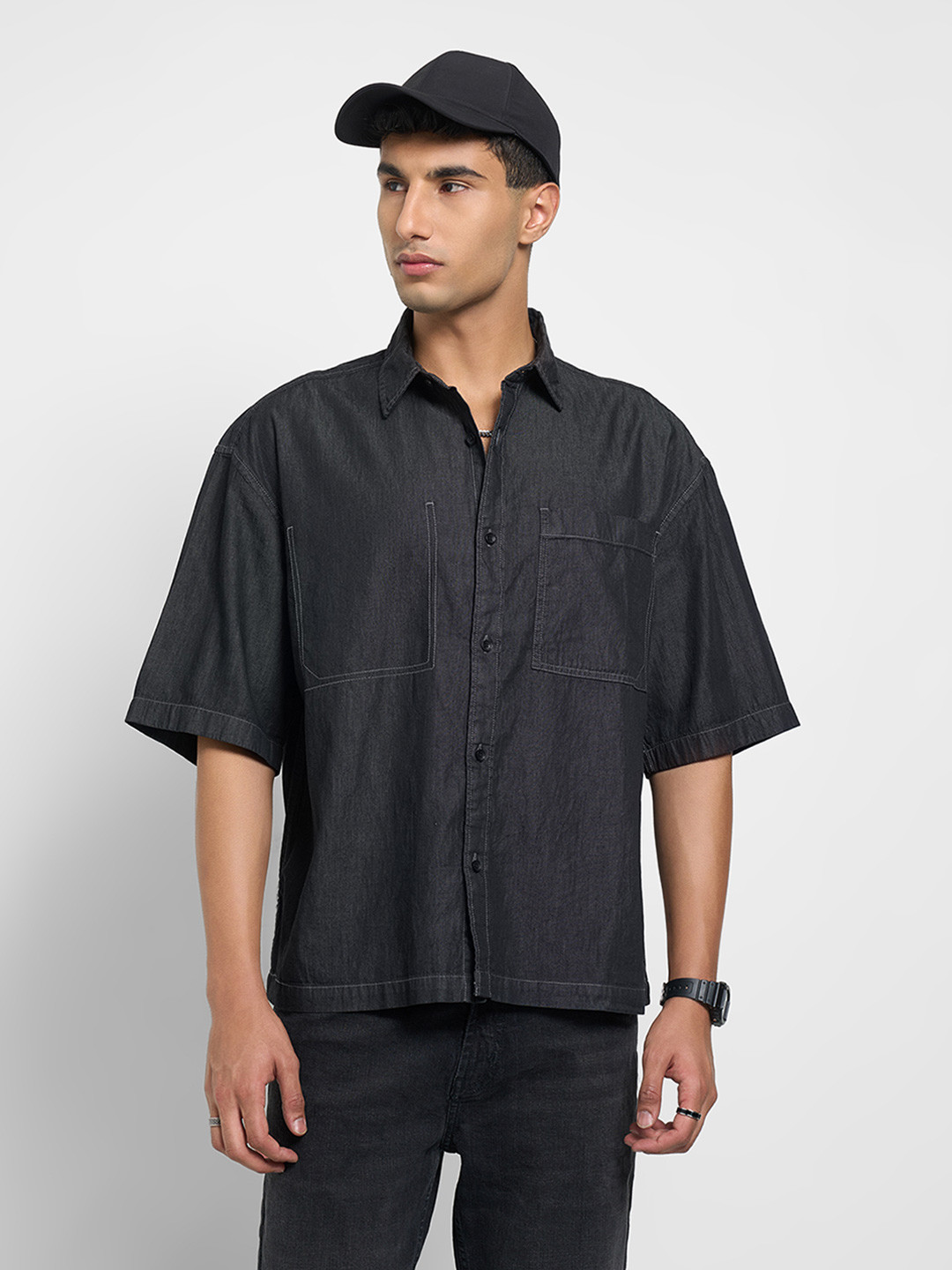 SF JEANS by Pantaloons Men Boxy Fit Solid Spread Collar Cotton Casual Shirt