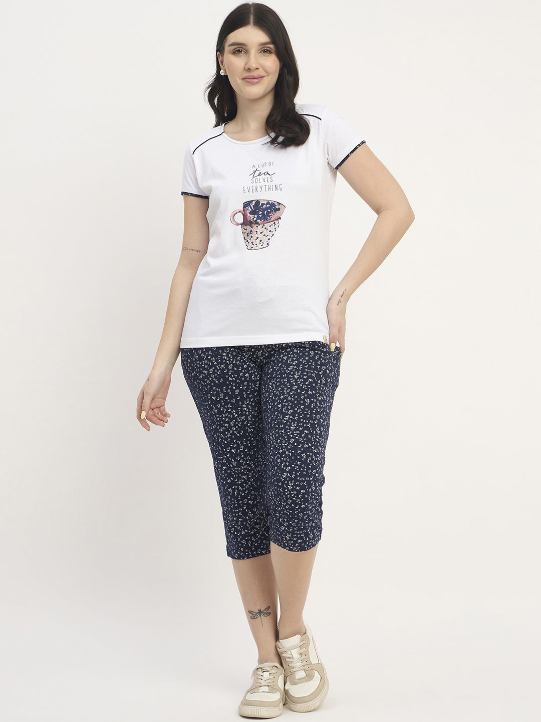 Duke Women Graphic Printed T-shirt Capris Night Suit