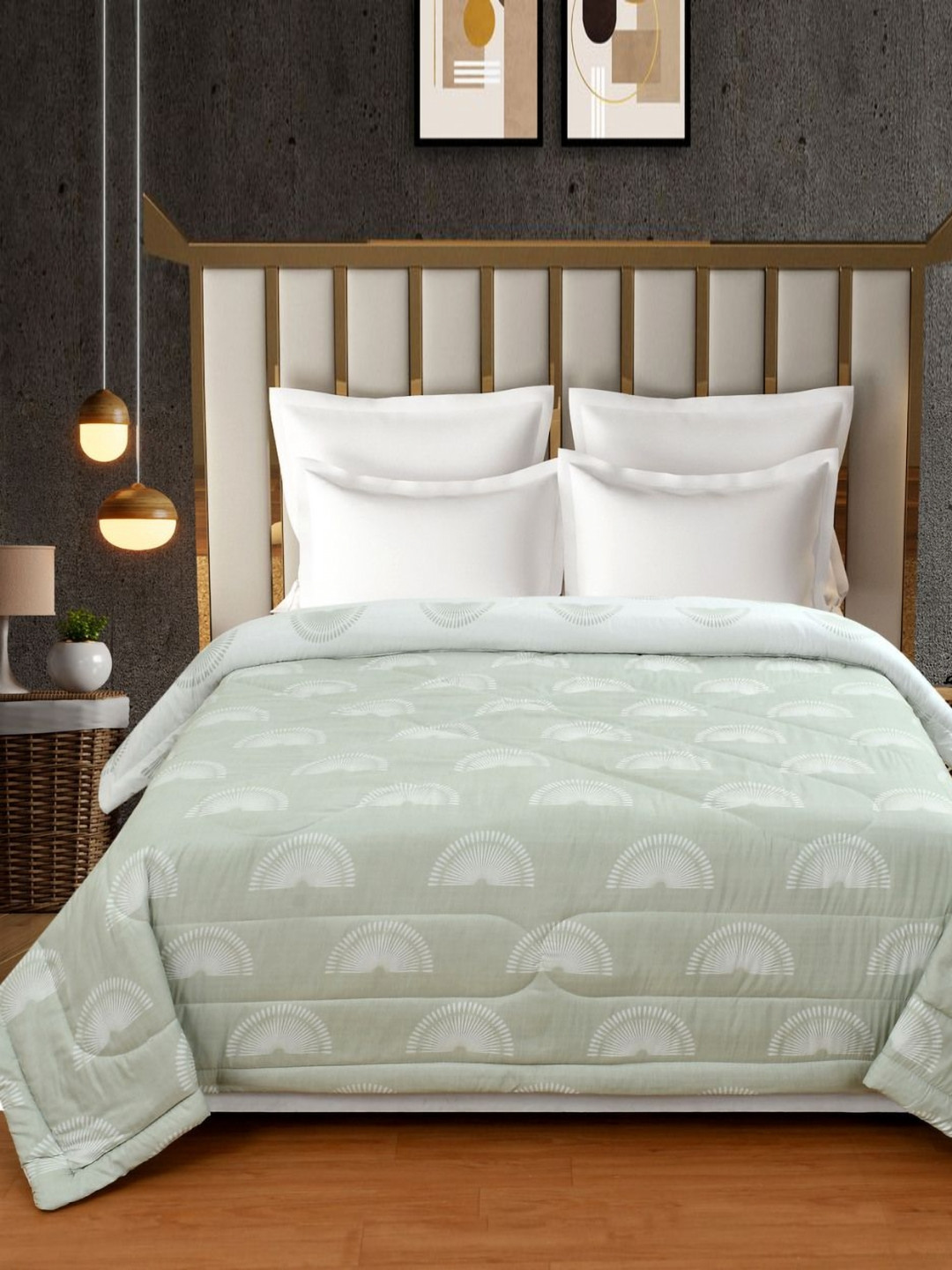 REALDREAM Green & White Geometric Microfiber AC Room Double Bed Comforter