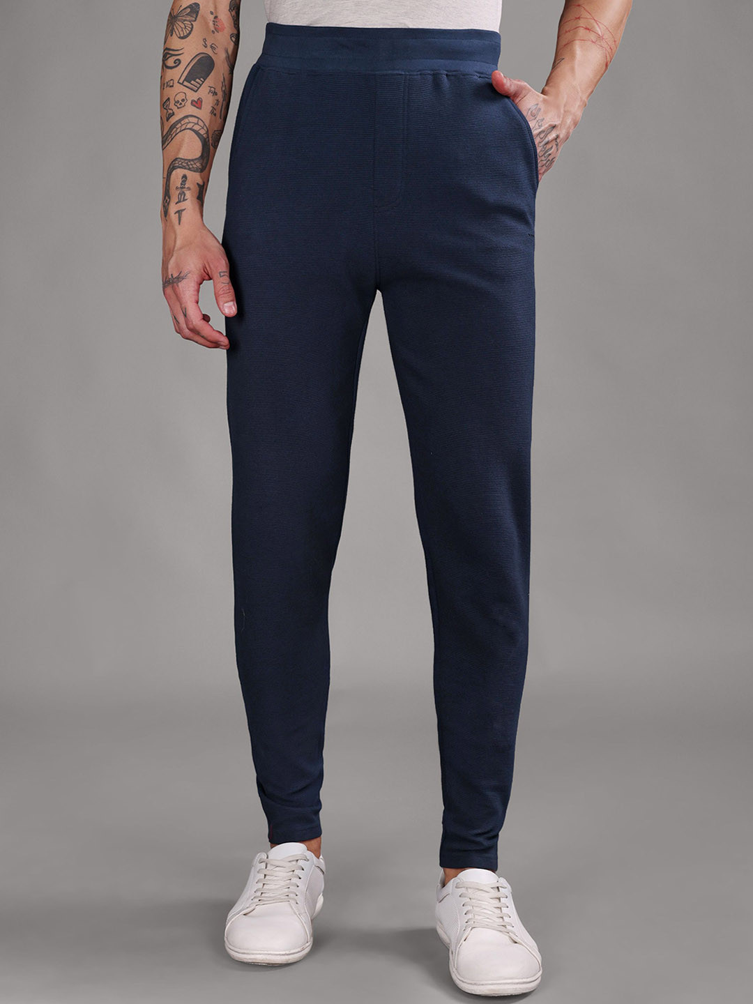 String Scape Men Ribbed Mid-Rise Cotton Track Pants