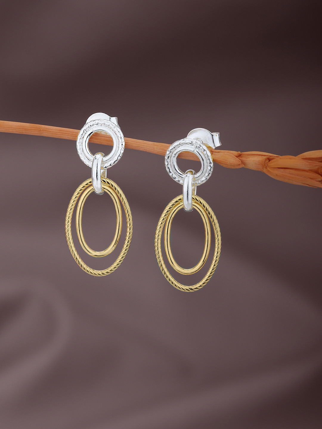 Carlton London 18kt Gold and Rhodium Plated Oval Drop LINK Earring