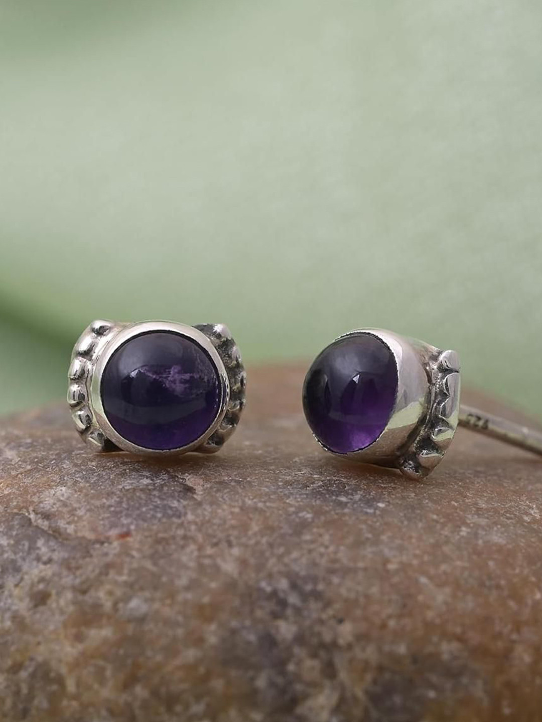 Ovana jewels 925 Sterling Silver Amethyst Studded Studs