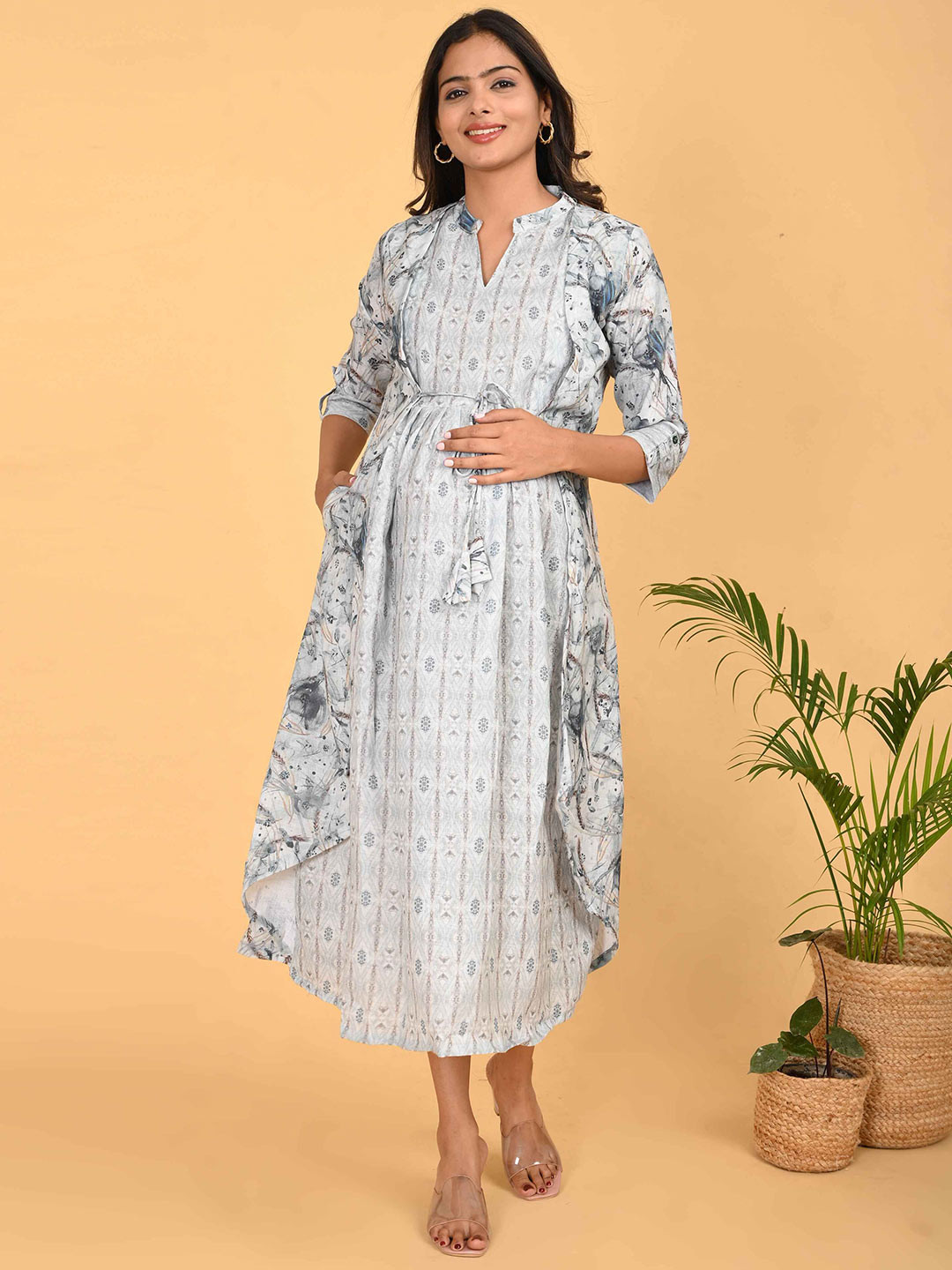 GOLDSTROMS Floral Print Maternity Gown Midi Dress