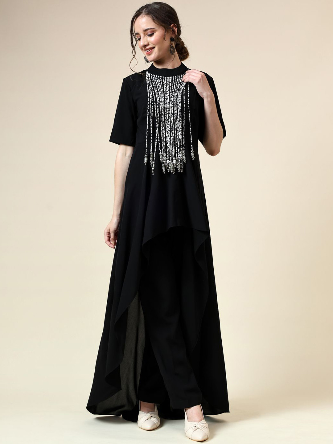 AAKAAR Yoke Embroidered Design Top & Trousers Co-Ords