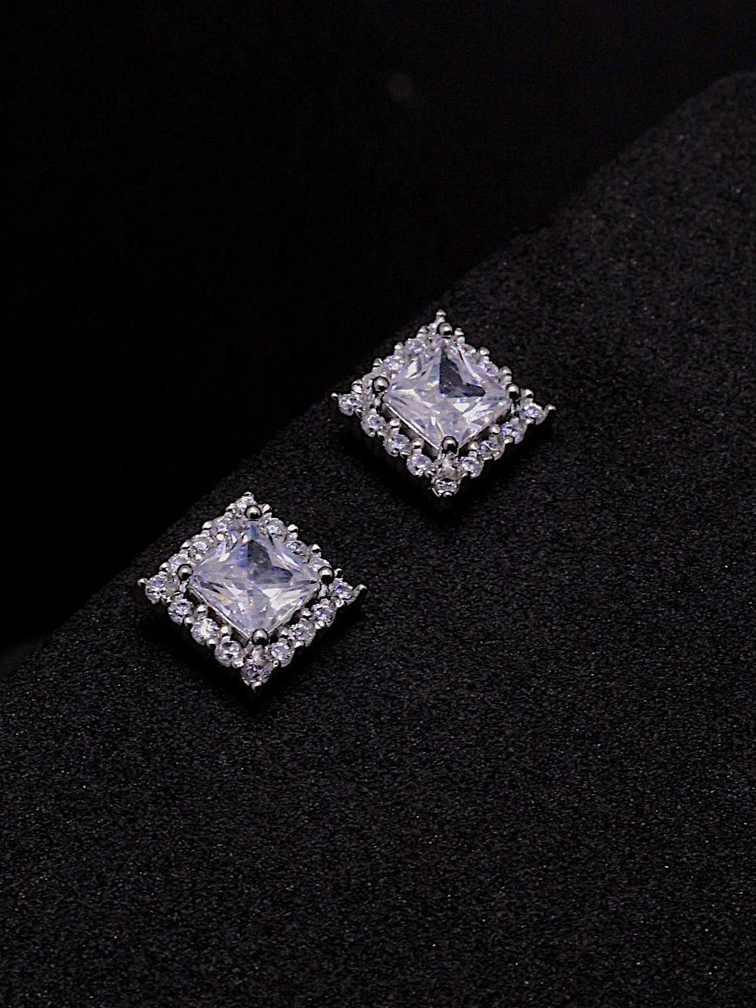 Silver by HM 925 Sterling Silver Rhodium-Plated CZ Studded Square Shaped Studs