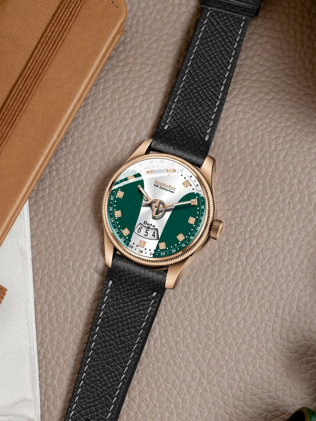 DOUBLERUN Men Dial & Leather Bracelet Style Straps Analogue Watch H05N10011