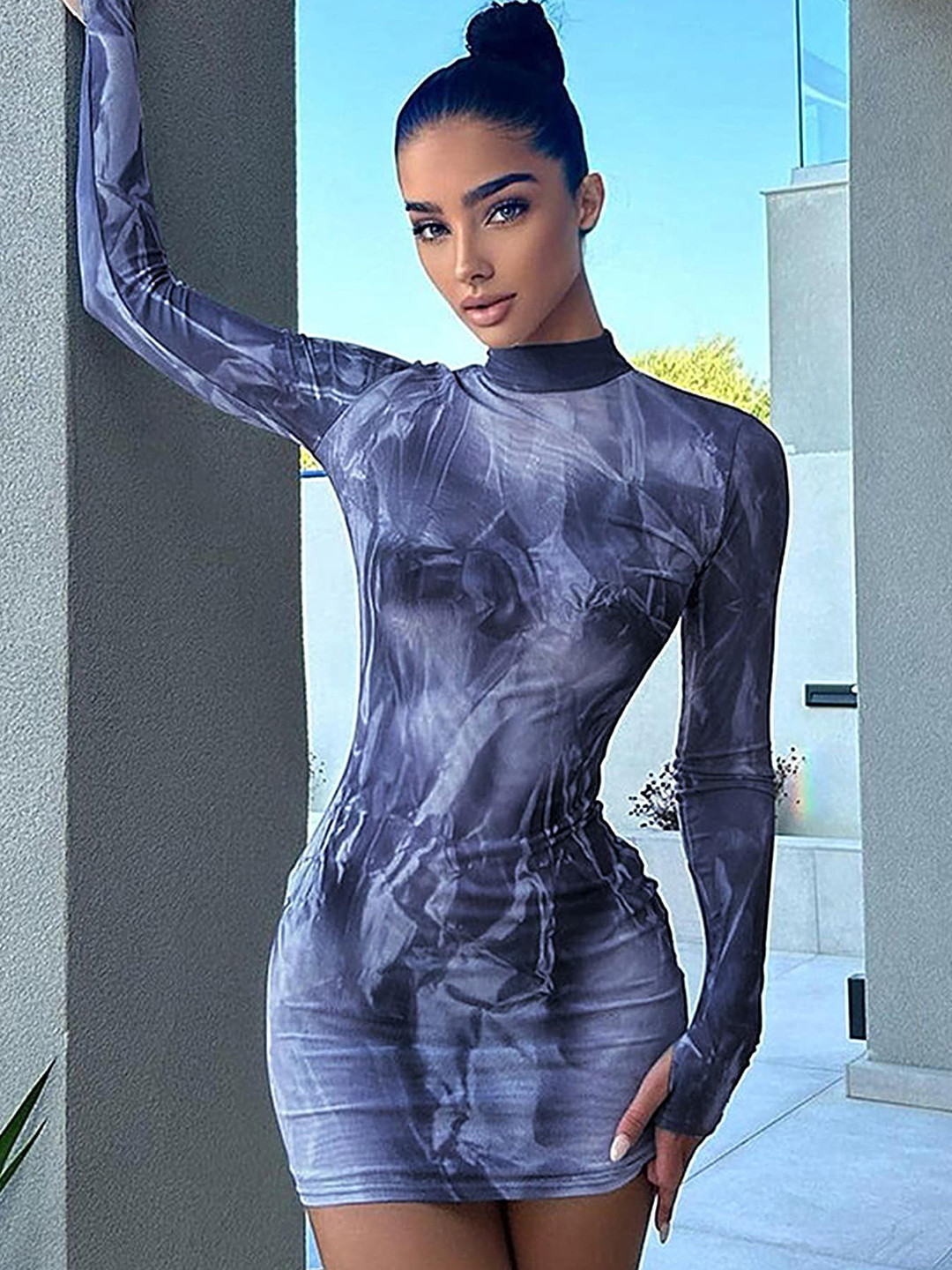 LULU & SKYAbstract Printed Mock Collar Long Sleeve Bodycon Mini Dress