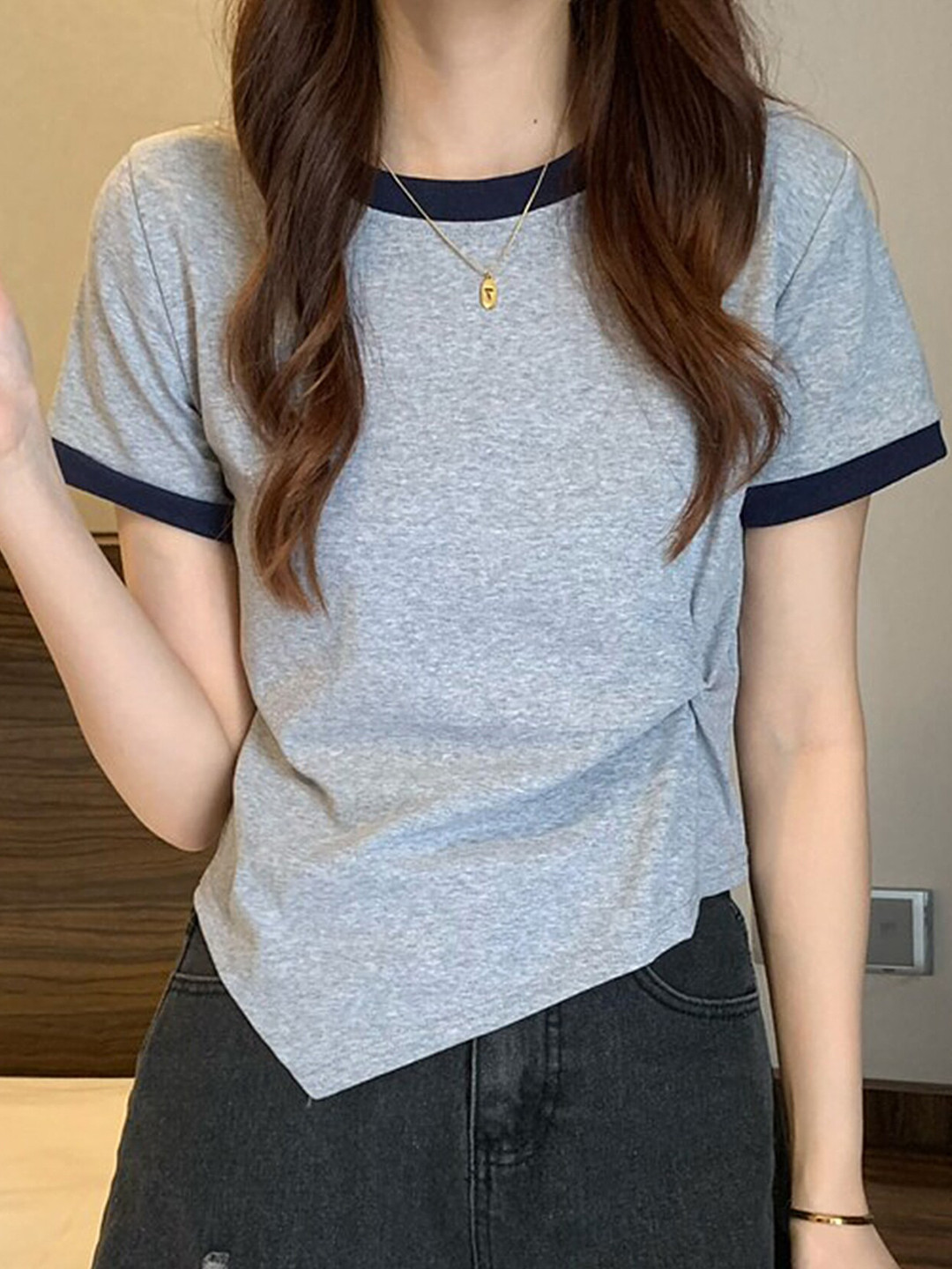 LULU & SKY Twisted Asymmetric Top