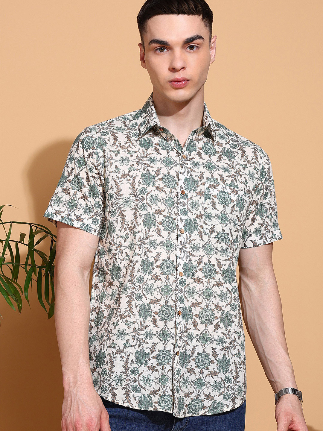 FUBAR Floral Printed Short Sleeves Slim Fit Cotton Shirt