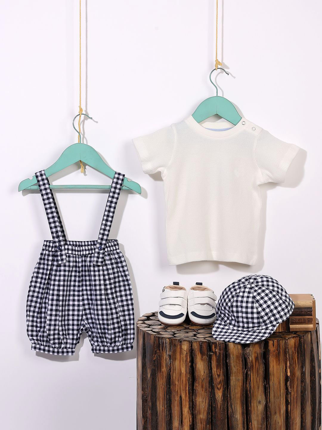 Piccolo Piglet Boys Short Sleeves Pure Cotton T-shirt With Shorts