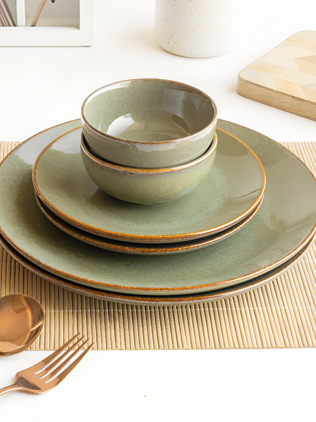Claymistry Bone Ash-Free Olive Solid Ceramic Microwave Safe 6 Piece Dinner Set