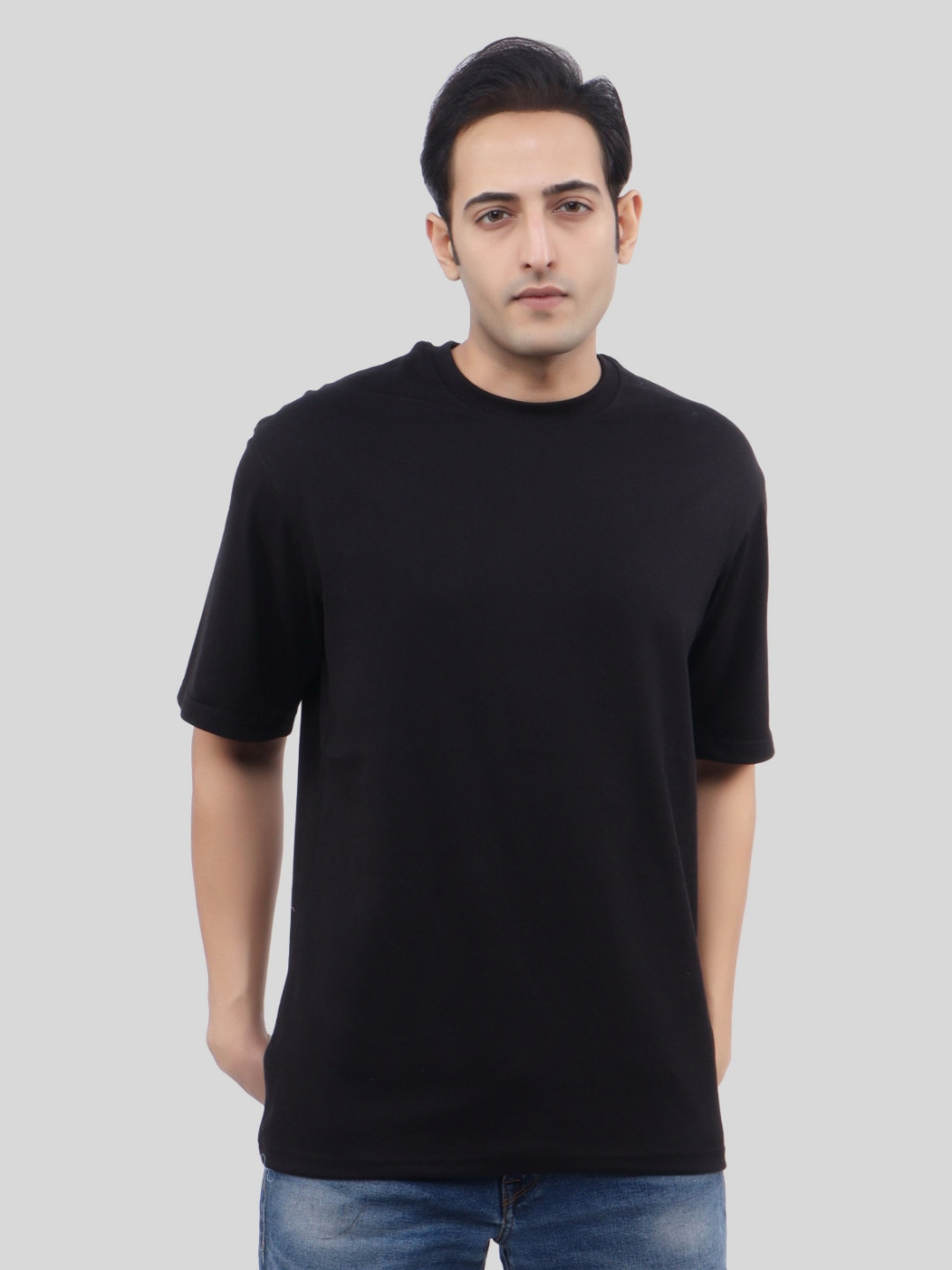 Black Cotton Round Neck Regular Fit T-shirt