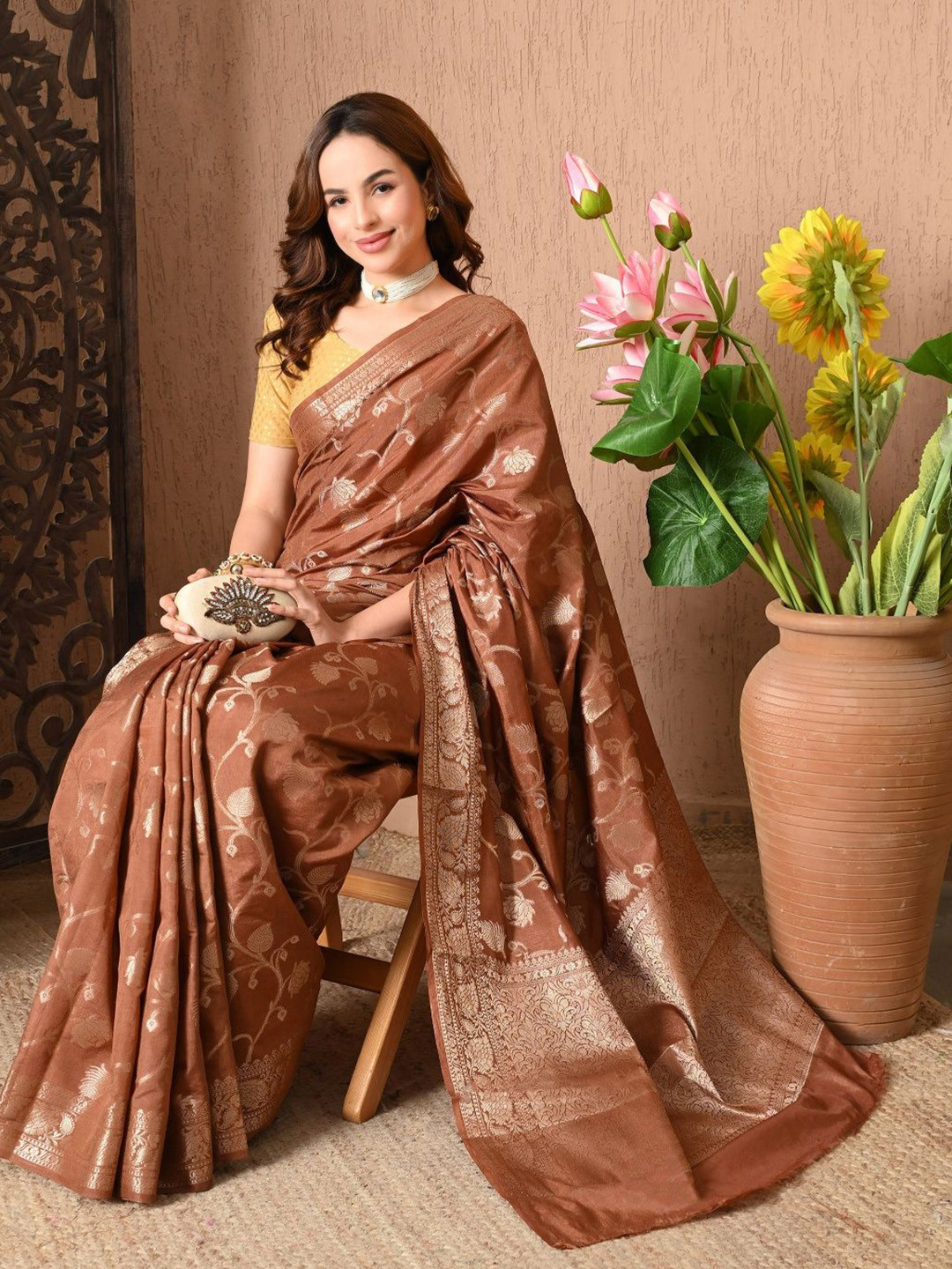THE WEAVERS SHOP BY RAAVI Woven Design  Ready to Wear Banarasi Saree