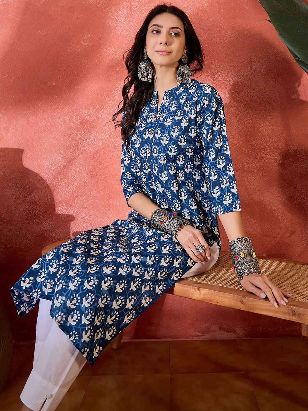 Sangria Women Ethnic Motifs Printed Screen Print Daily Cotton Straight Kurta