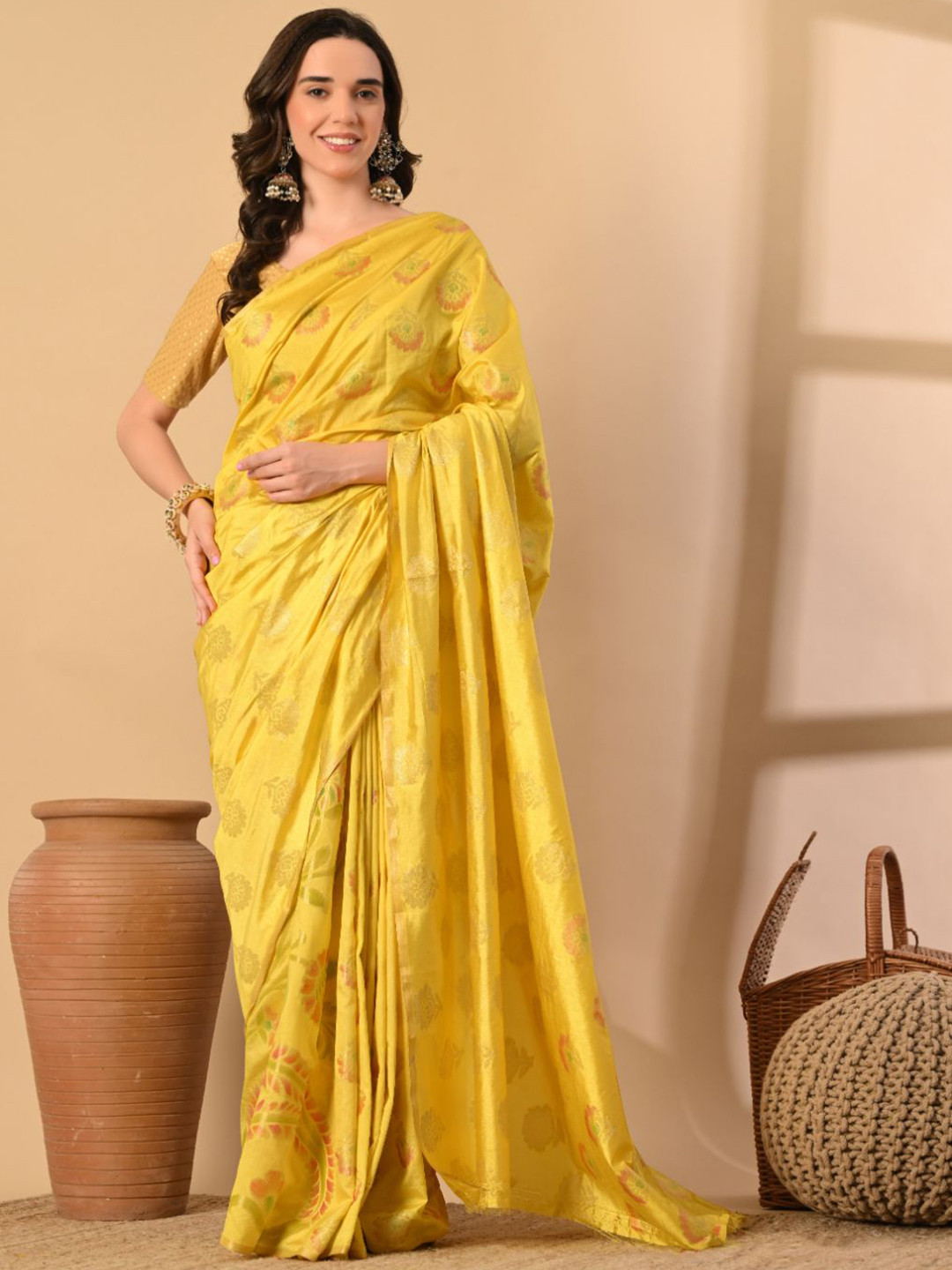 THE WEAVERS SHOP BY RAAVI Women Sarees