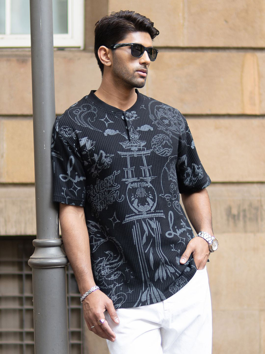 Powerlook Japanese Printed Henley Collar Drop-Shoulder Sleeves Oversized T-shirt