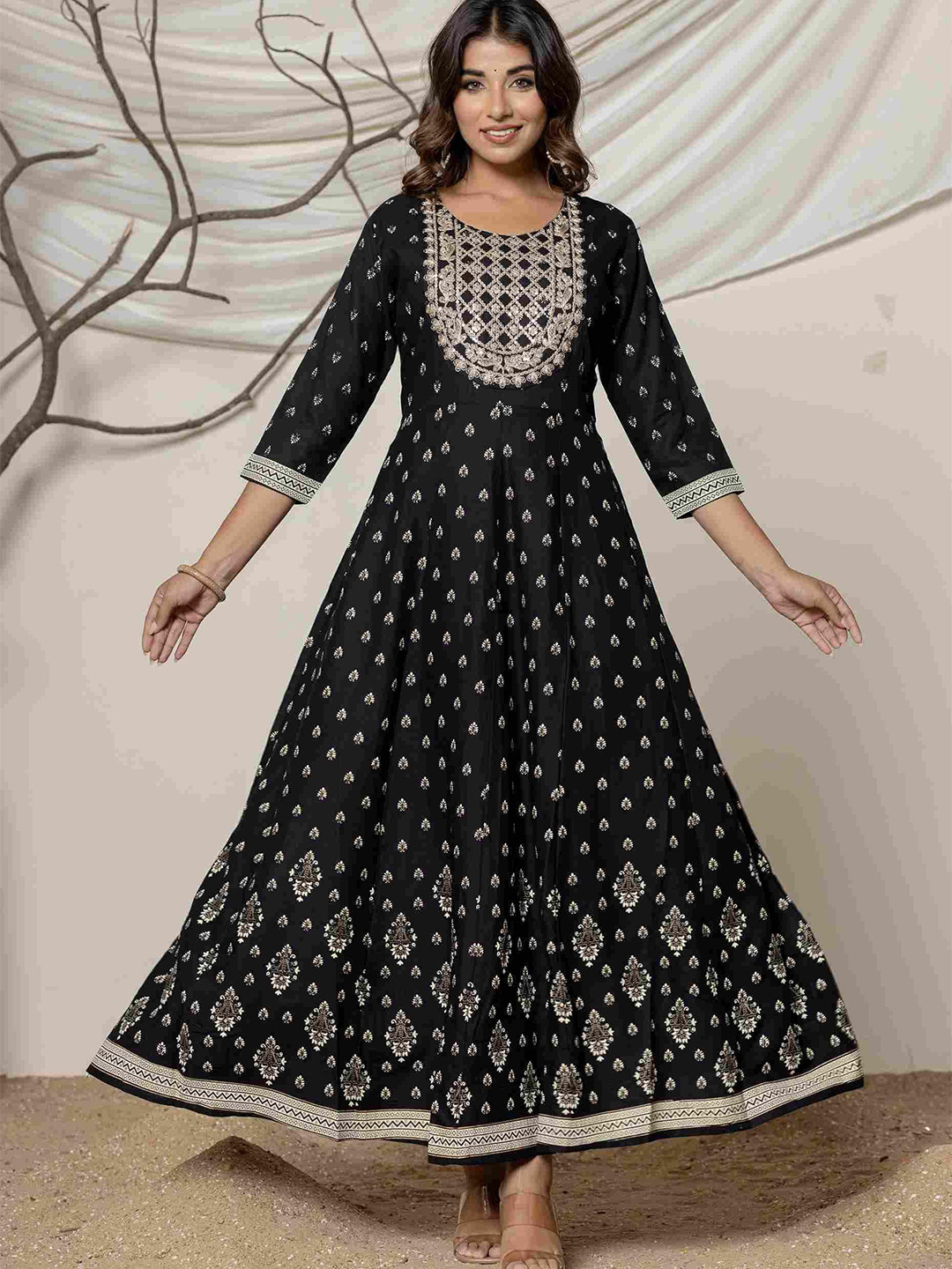 Aralia Floral Print Fit & Flare Maxi Dress