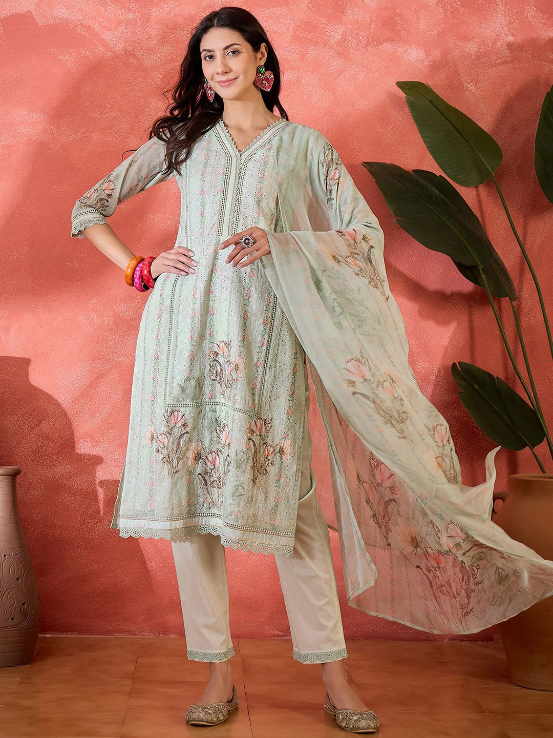 Sangria Floral Embroidered V Neck Chikenkari Pure Cotton Kurta With Trousers And Dupatta