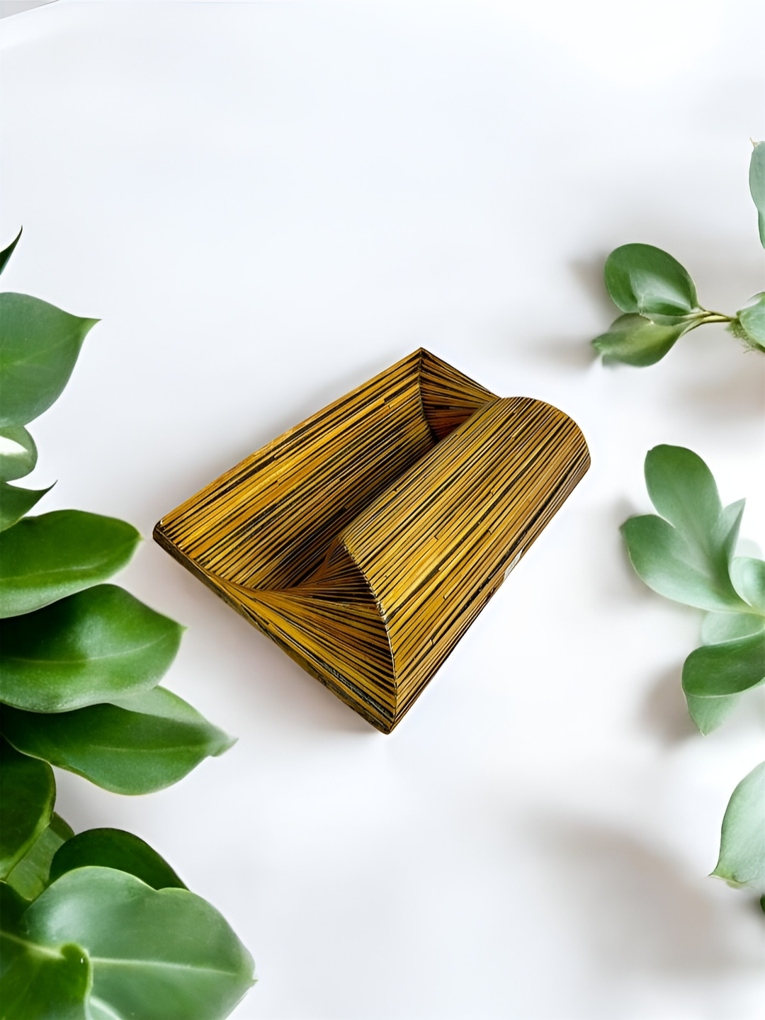 Taurrus Brown Metal Metallic Living Room Hand-Crafted Medium Showpiece - 17.1 Inches