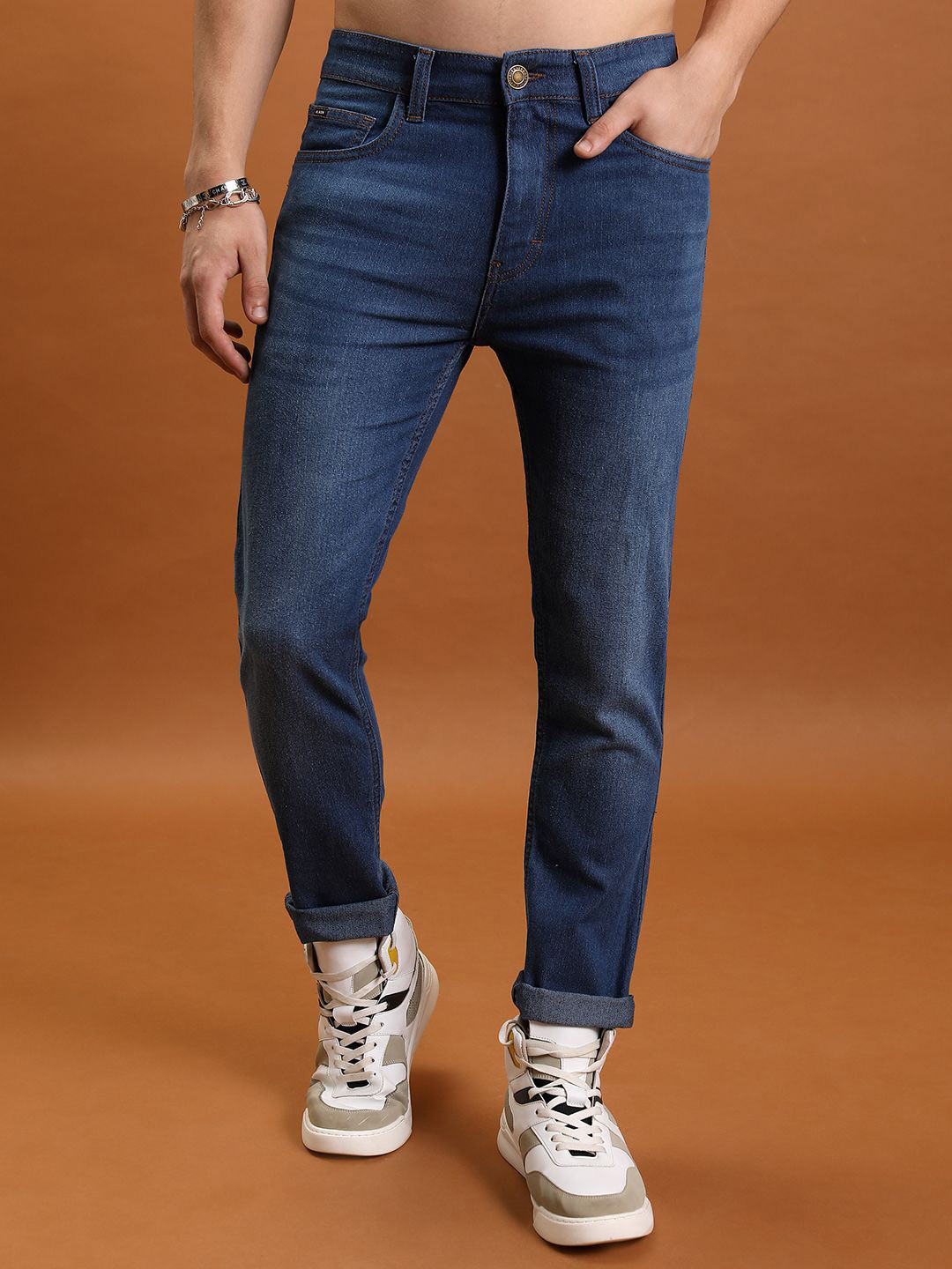 HIGHLANDER Men Skinny Fit Mid-Rise Light Fade Stretchable Jeans