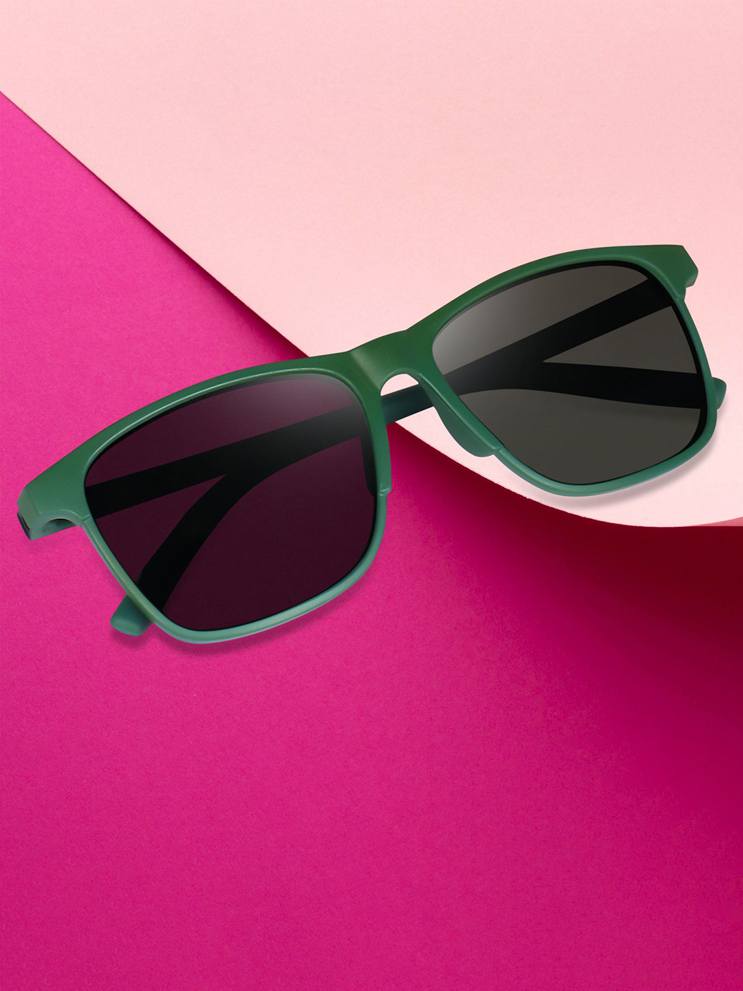 Peter Jones Eyewear Unisex Square Sunglasses with Polarised Lens PO620GR