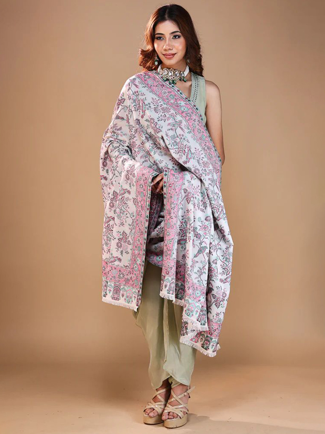 THE SHAWL STUDIO Sparrow Kani Floral Woven Design Shawl