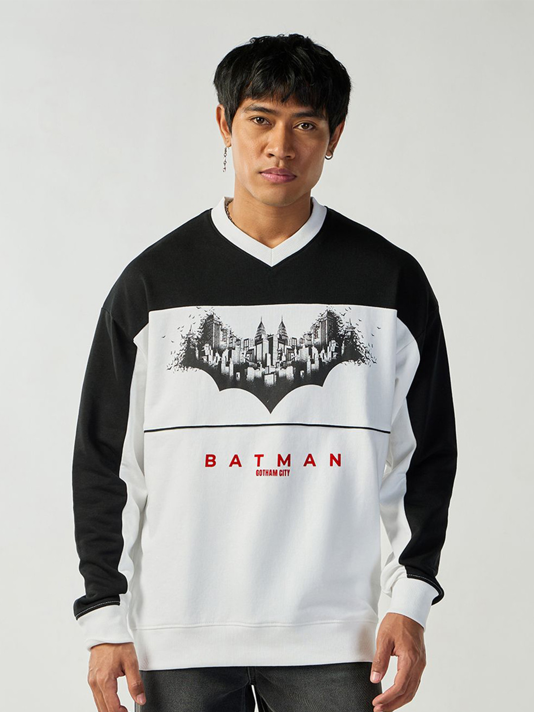 Bewakoof Men Official DC Merchandise Batman White & Black Color Block Oversized Sweatshirt