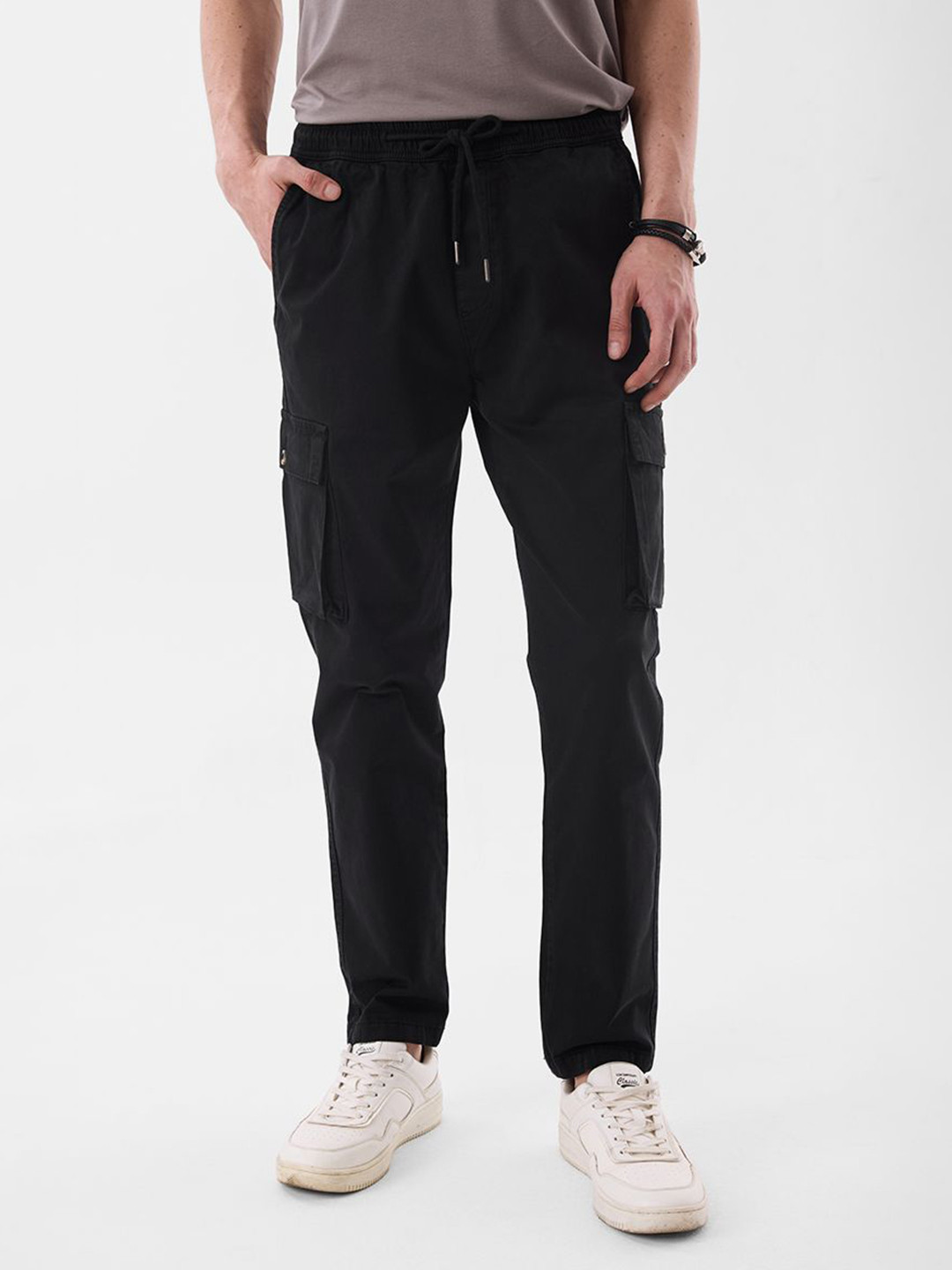 Snitch Men Black Mid-Rise Slim Fit Cargo Pants