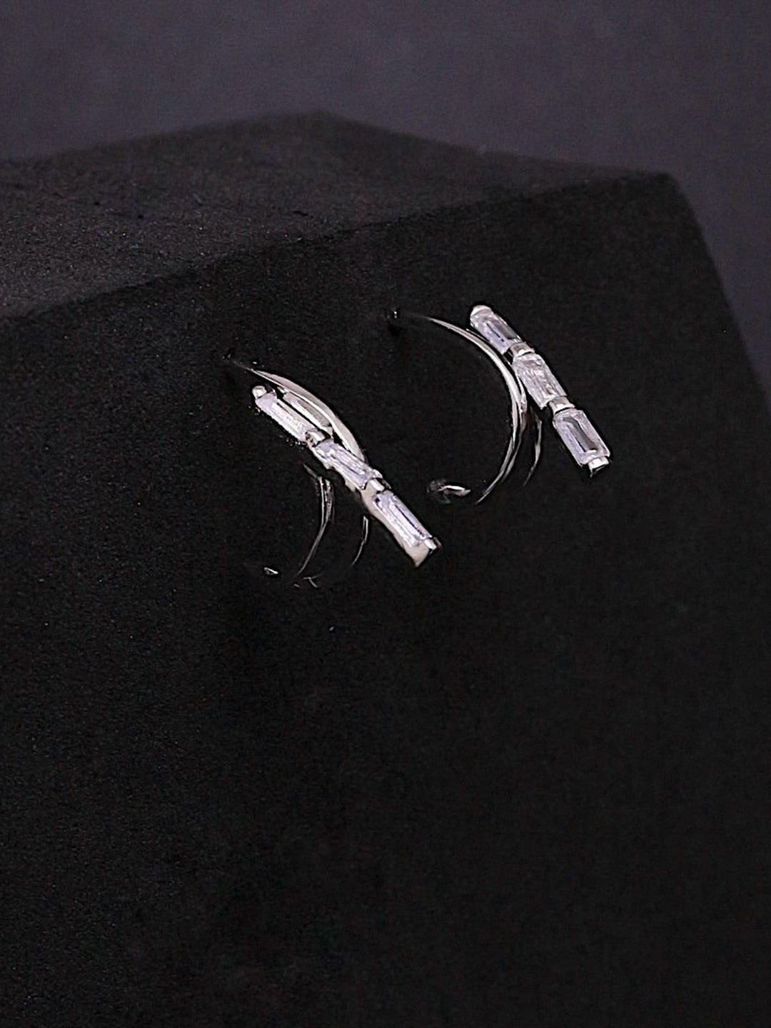Silver by HM 925 Sterling Silver Rhodium-Plated CZ Contemporary Half Hoop Earrings