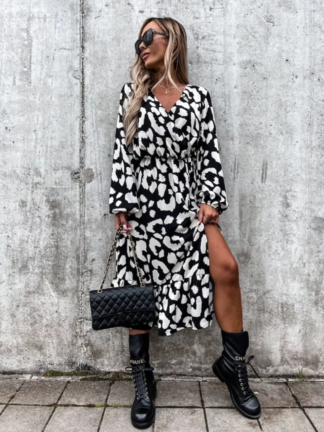 StyleCast Black Abstract Printed Long Sleeves Fit and Flare Dress
