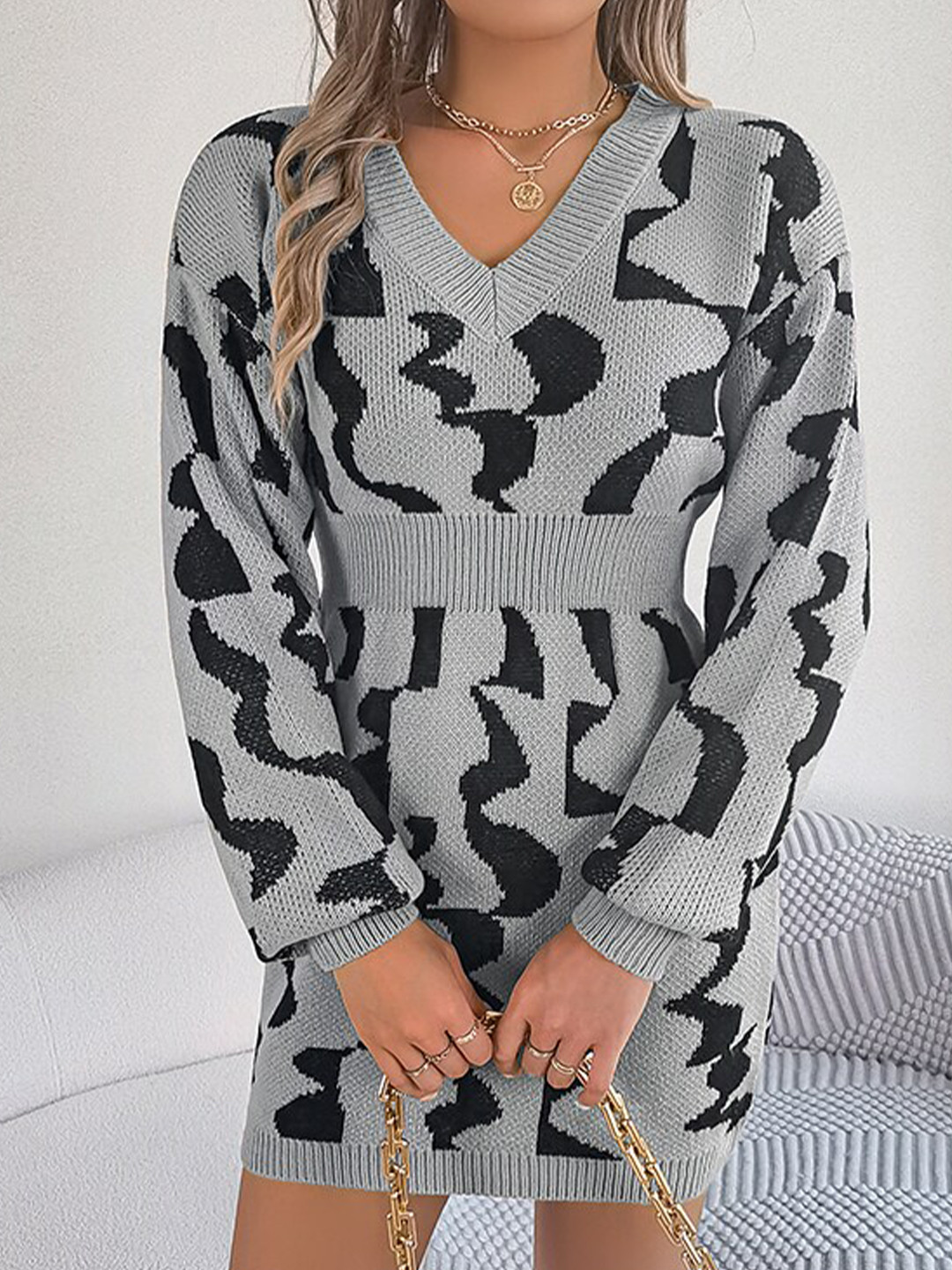 StyleCast Grey Self Design V-Neck Long Sleeve Acrylic Bodycon Mini Dress