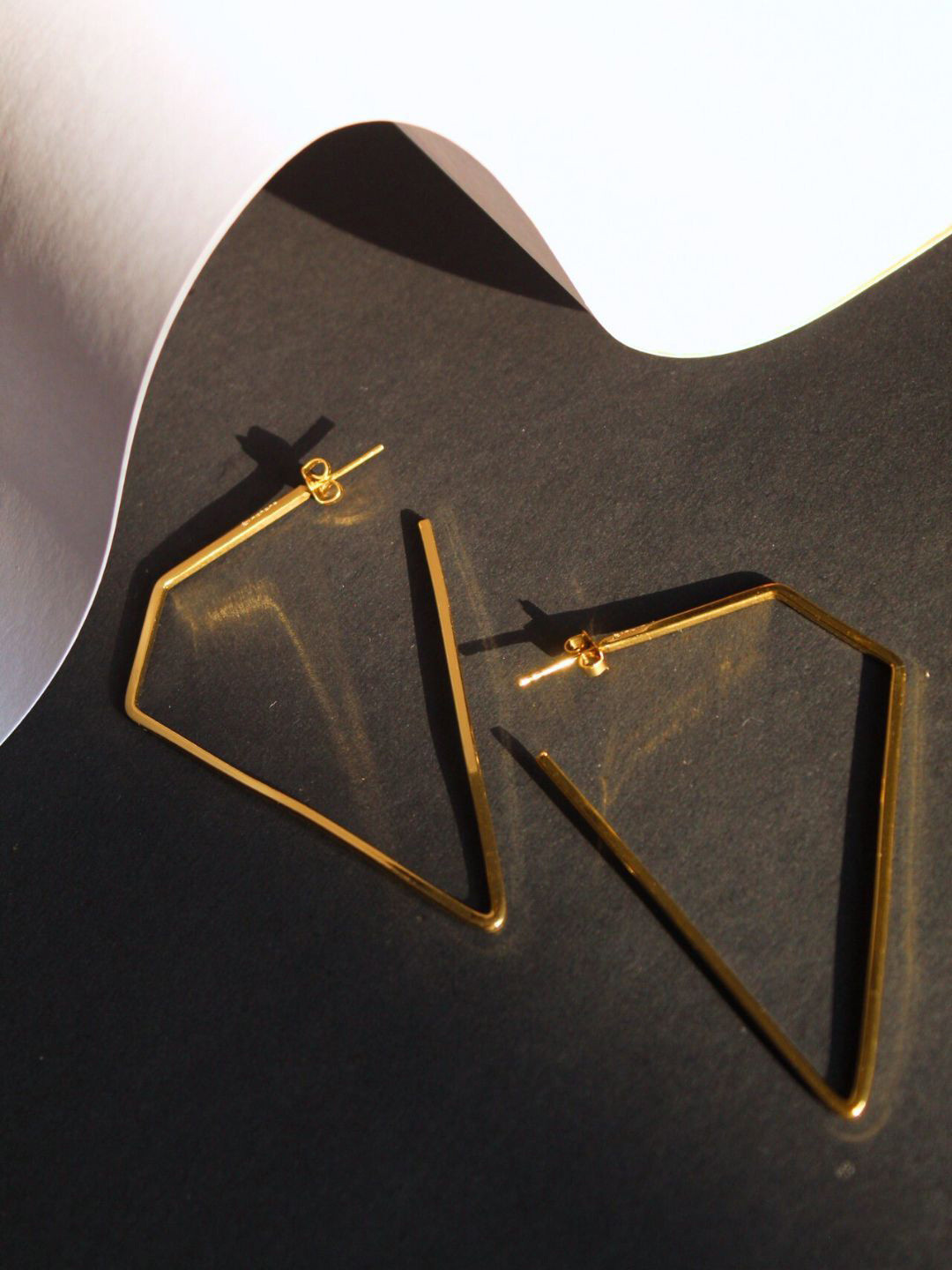 The Ethereal Store Gold-Plated Diamond Shaped Prism Hoops Earrings