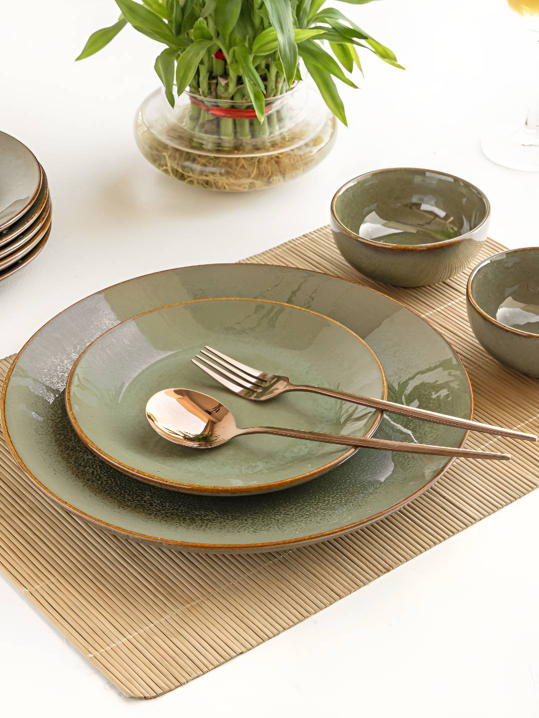 Claymistry Bone Ash-Free Olive Solid Ceramic Microwave Safe 4 Piece Dinner Set