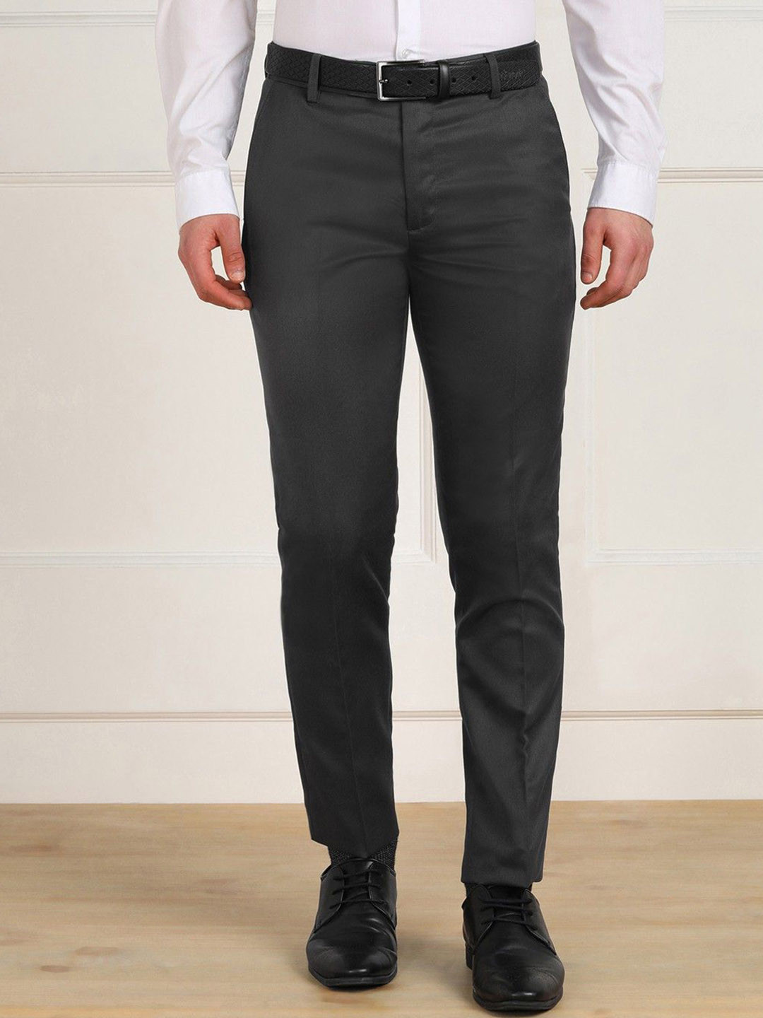 MANCREW Men Solid Tailored Trousers