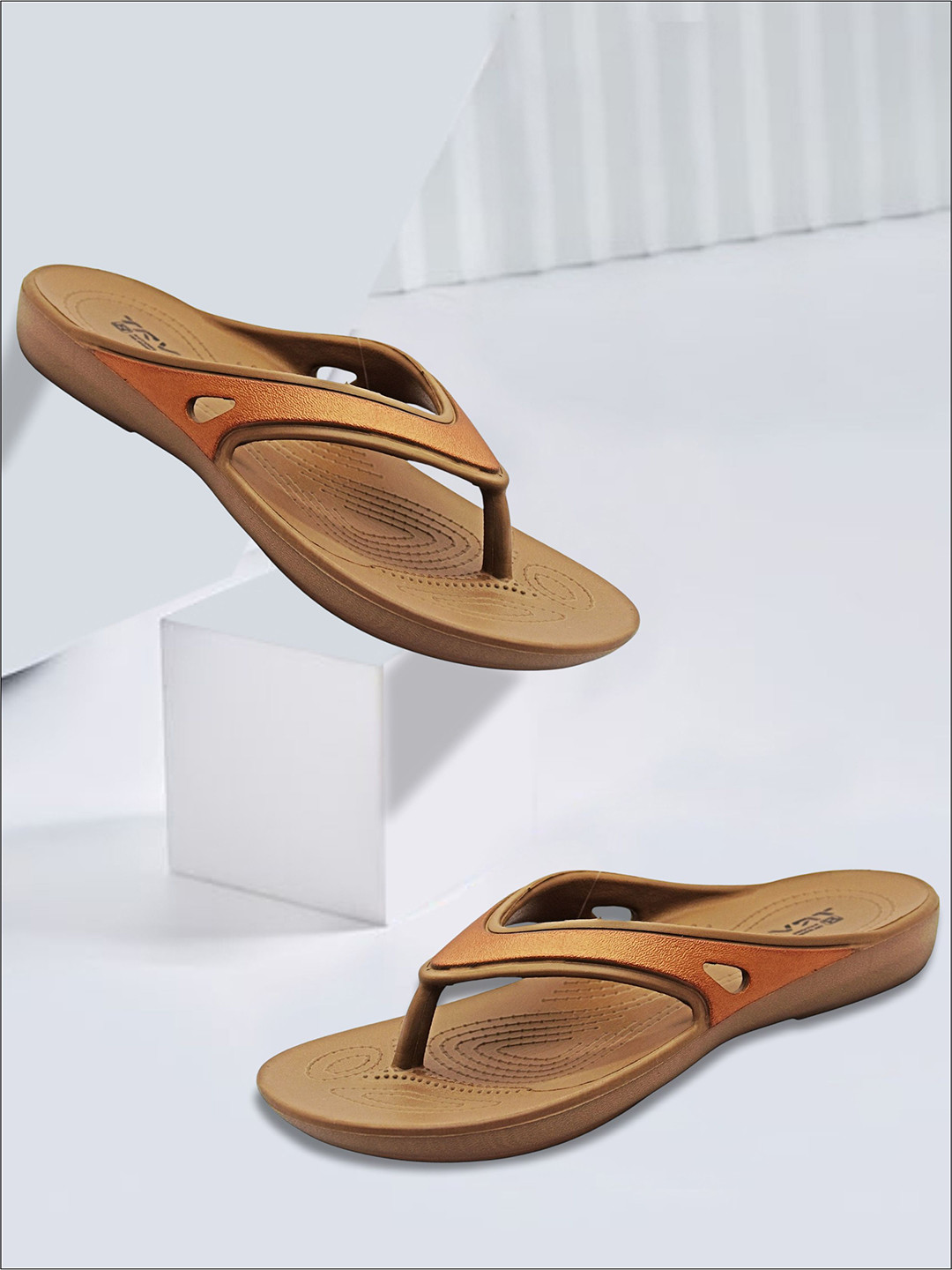 TRV Women Slip-On