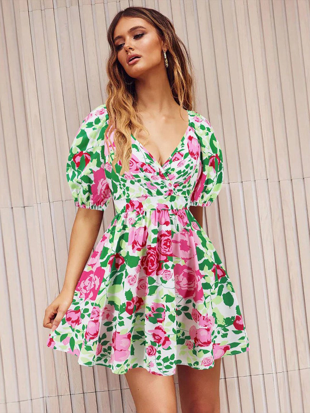 bebe Floral Print Wrap Style V-Neck Puff Sleeve Cut-Out Back Mini Dress
