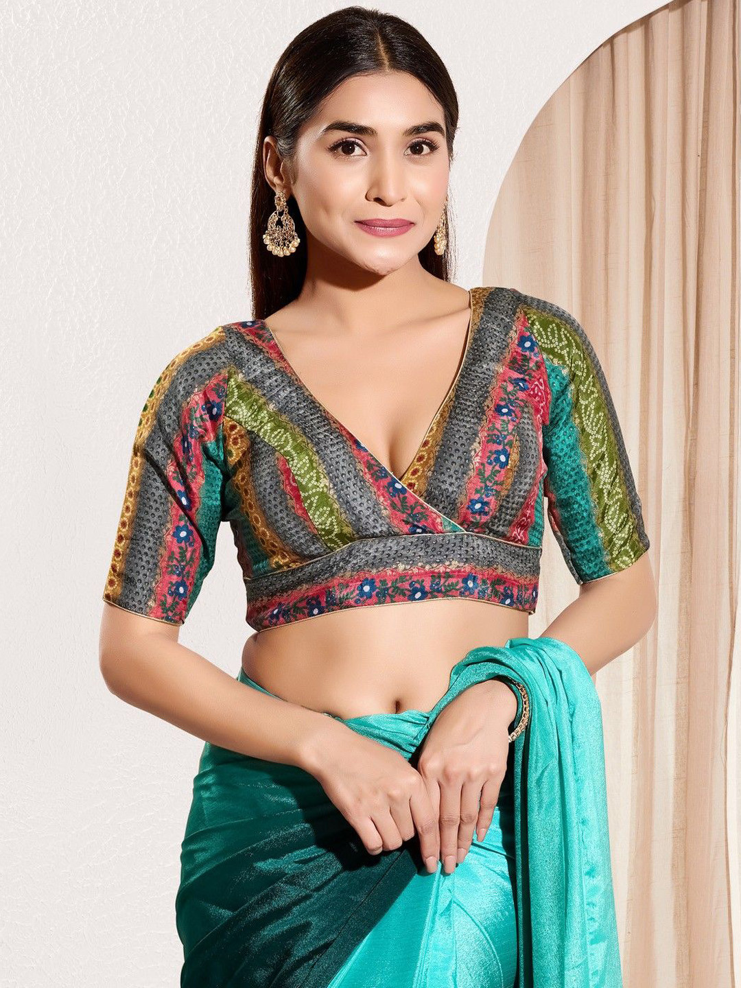 VAMAS - THE DESIGNER BLOUSES Printed Brocade V-Neck Padded Saree Blouse