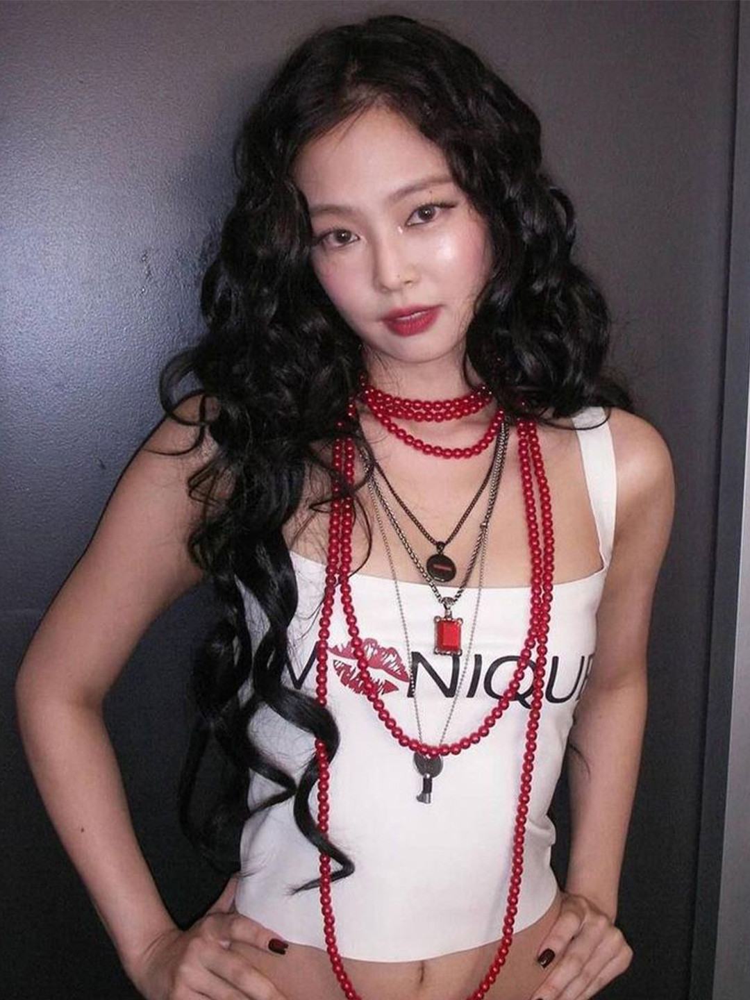 LULU & SKY Women Graphic Square Neck Crop Top