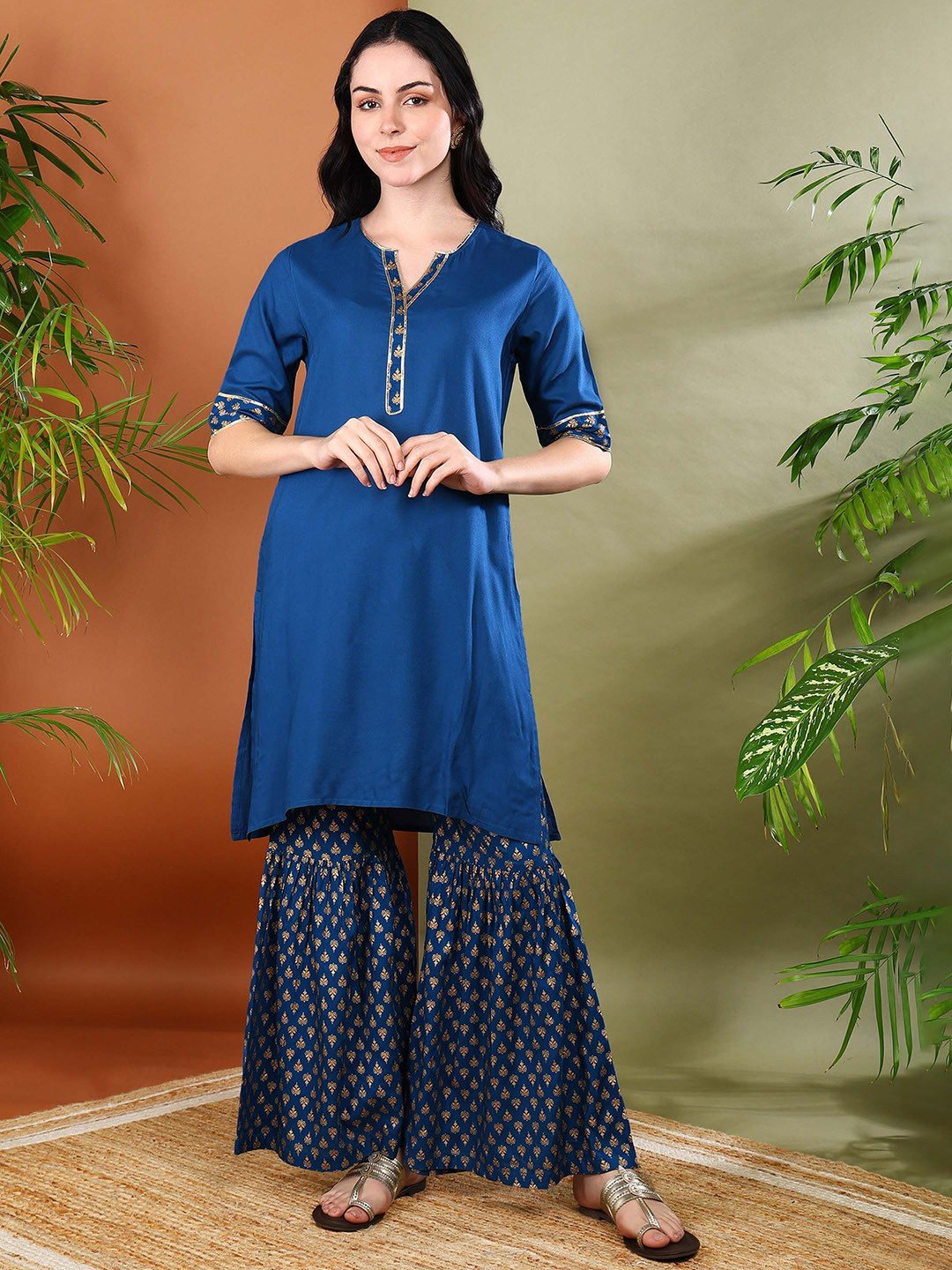 IKRASS Yoke Design Notch-Neck Straight Kurta With Sharara