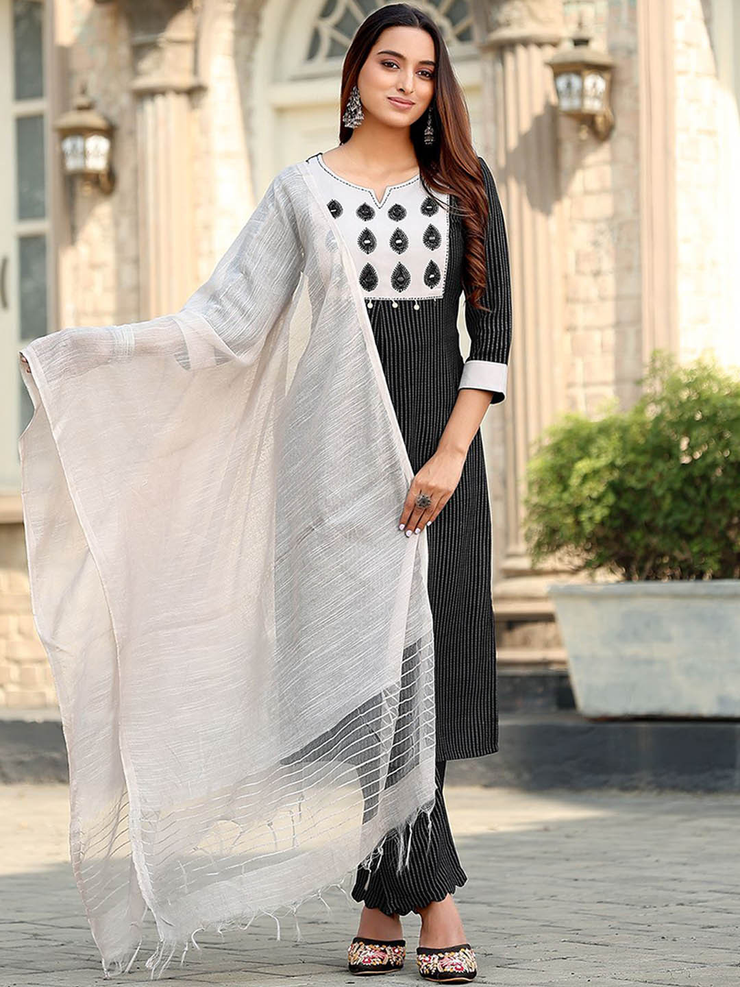 MITTOO Striped Printed Notch Neck Mirror Work Kurta with Trousers & Dupatta
