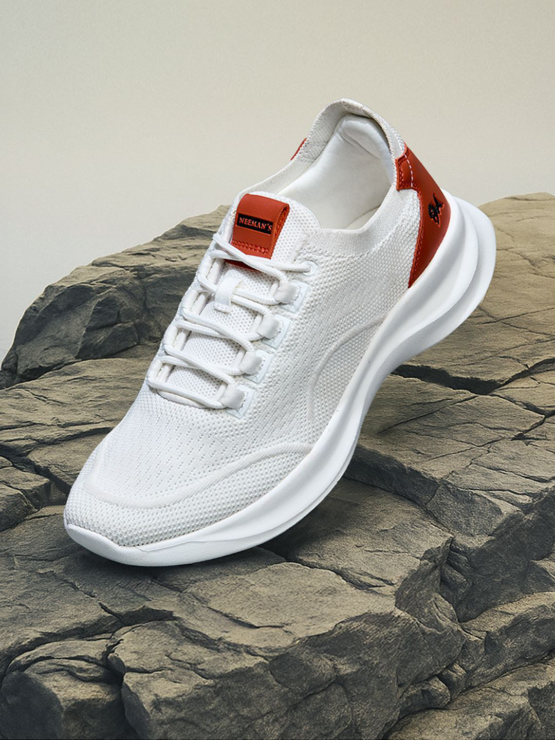 NEEMANS The Knit Strides Men Woven Design Sneakers